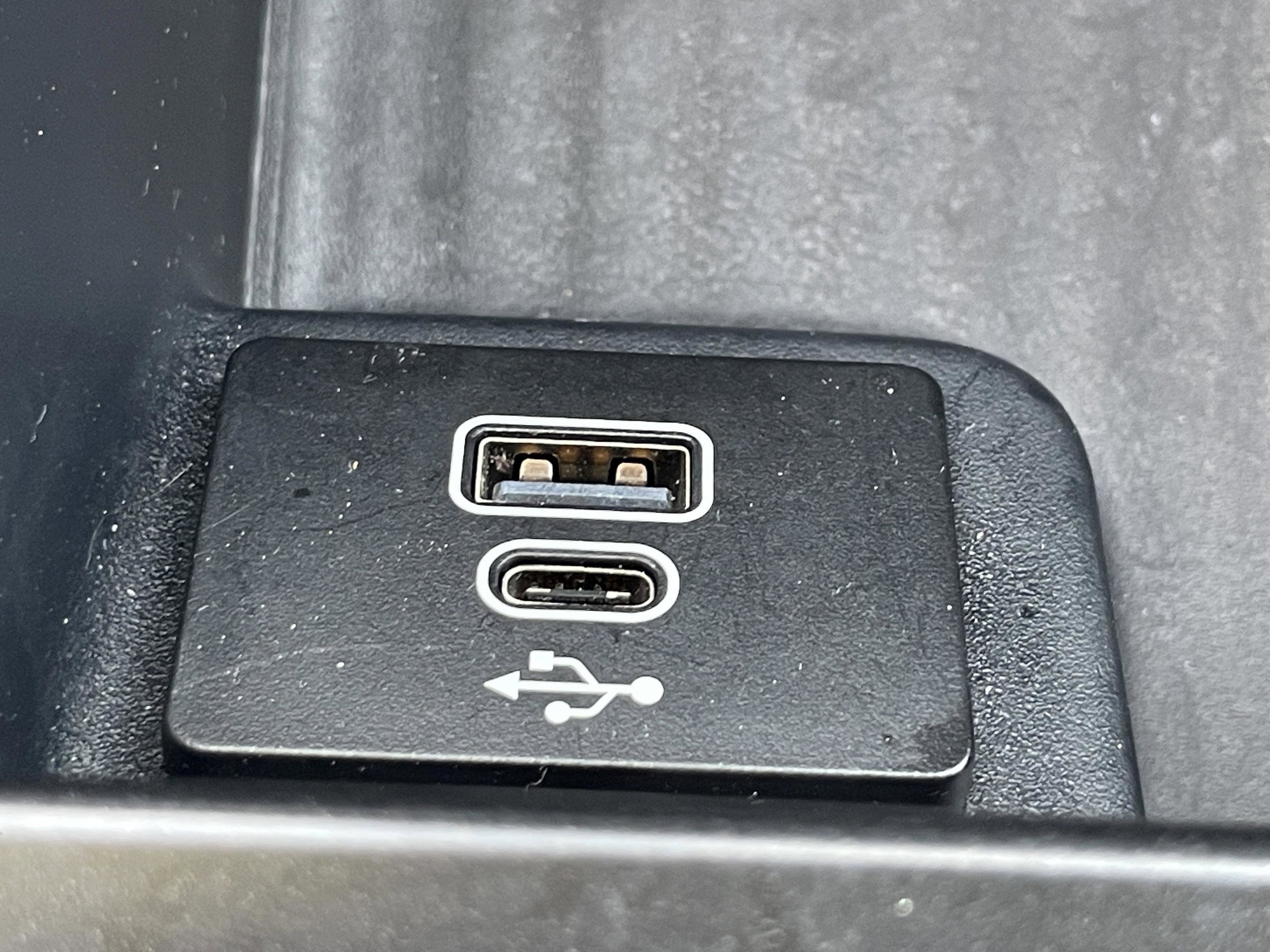 Certified 2025 Ford Expedition Max Platinum image 29