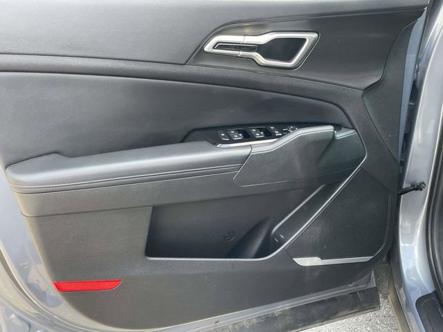 Used 2024 Kia Sportage EX image 9