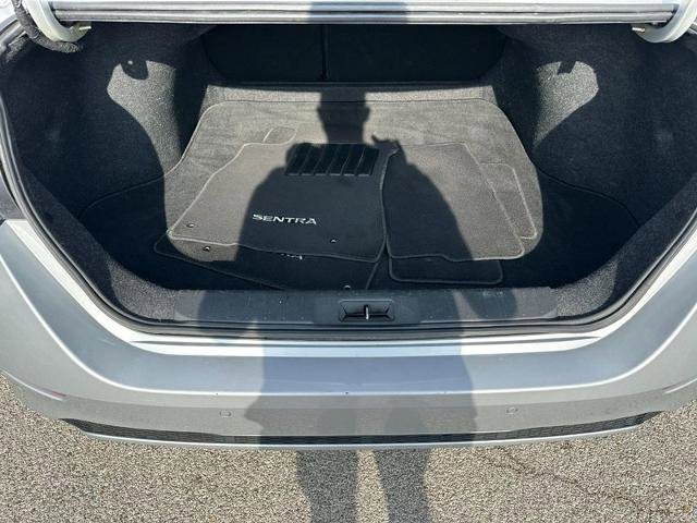 Used 2021 Nissan Sentra SV image 5