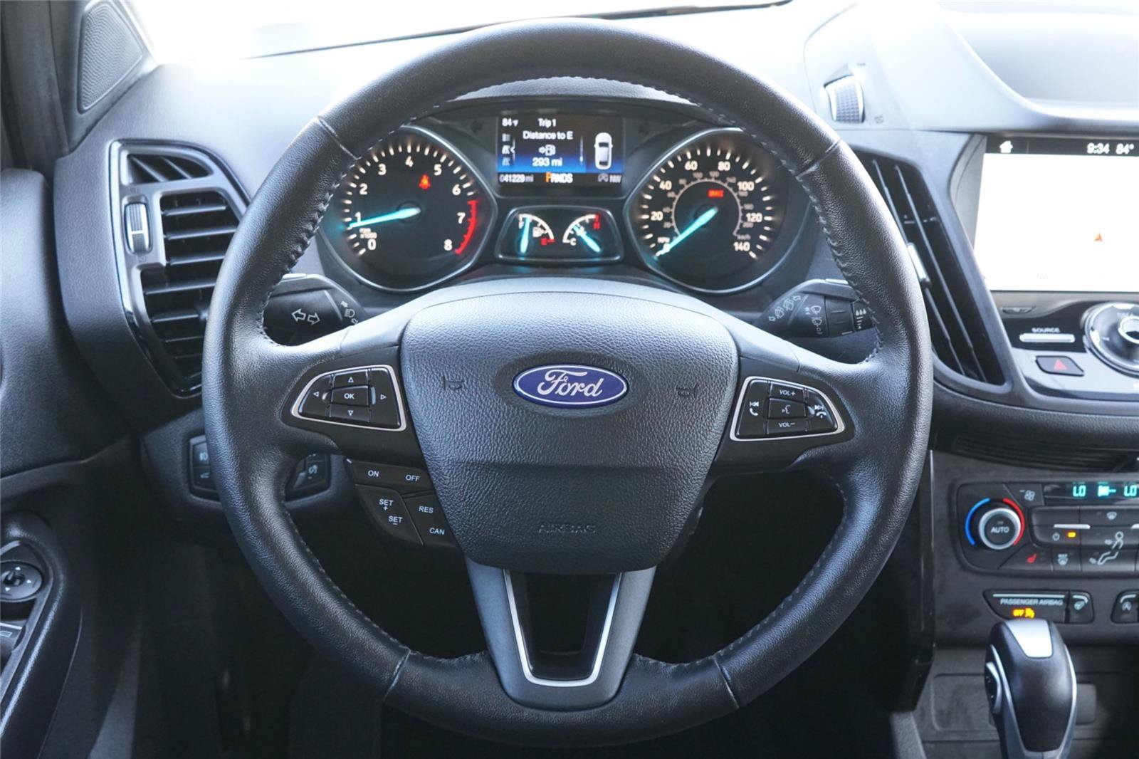 Certified 2019 Ford Escape Titanium FWD image 25