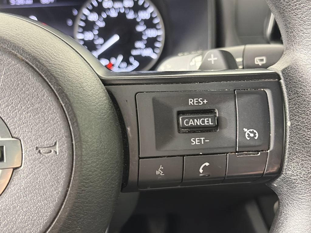 Used 2021 Nissan Rogue S AWD/4WD image 18