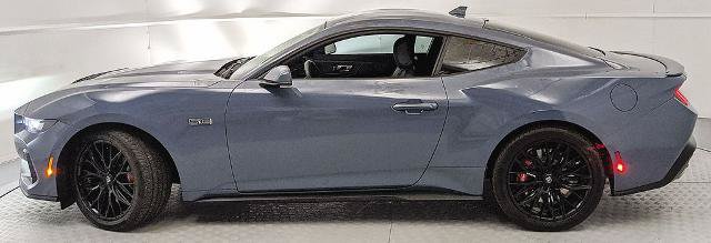 Certified 2025 Ford Mustang GT Premium RWD image 5