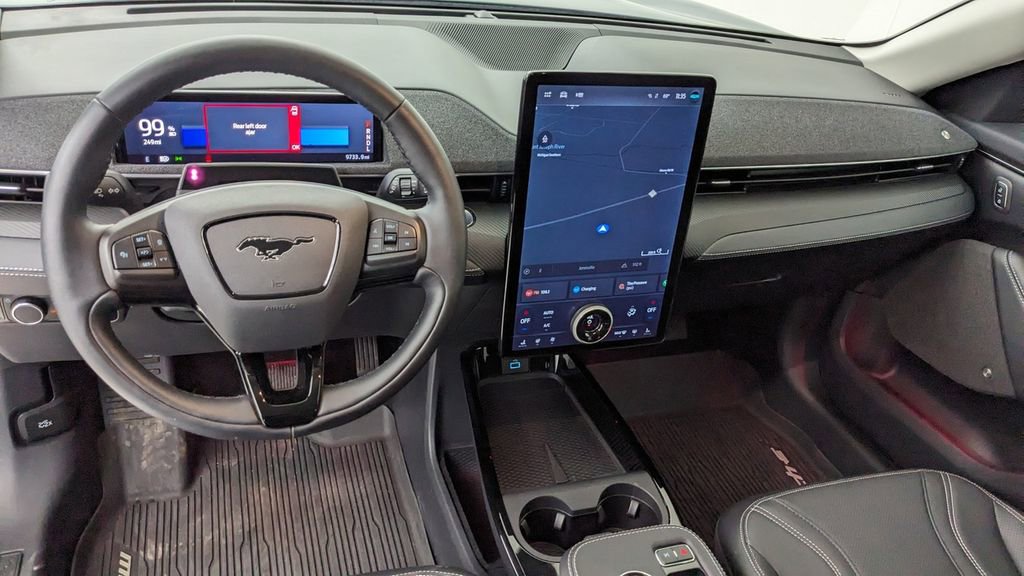 Certified 2024 Ford Mustang Mach-E Premium image 3