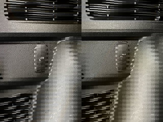 Certified 2023 Ford Escape Platinum image 37