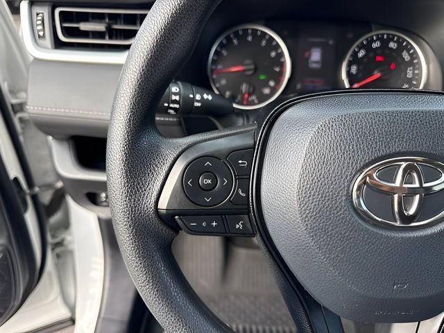 Used 2020 Toyota RAV4 XLE w/ All Weather Liner Package AWD/4WD image 24