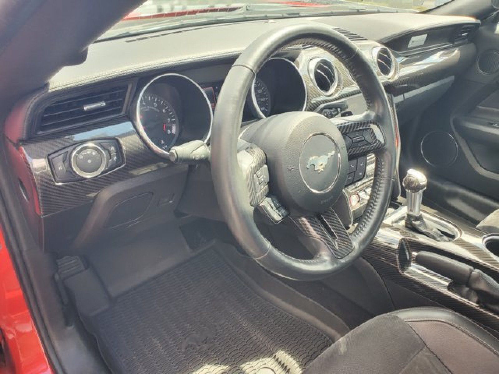 Certified 2021 Ford Mustang GT Premium w/ Carbon Sport Interior Package RWD image 9