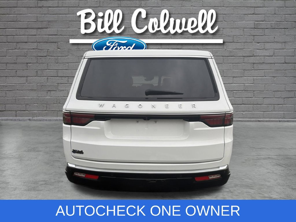 Used 2025 Jeep Wagoneer L Series II w/ 8-pass Seating Package AWD/4WD image 6