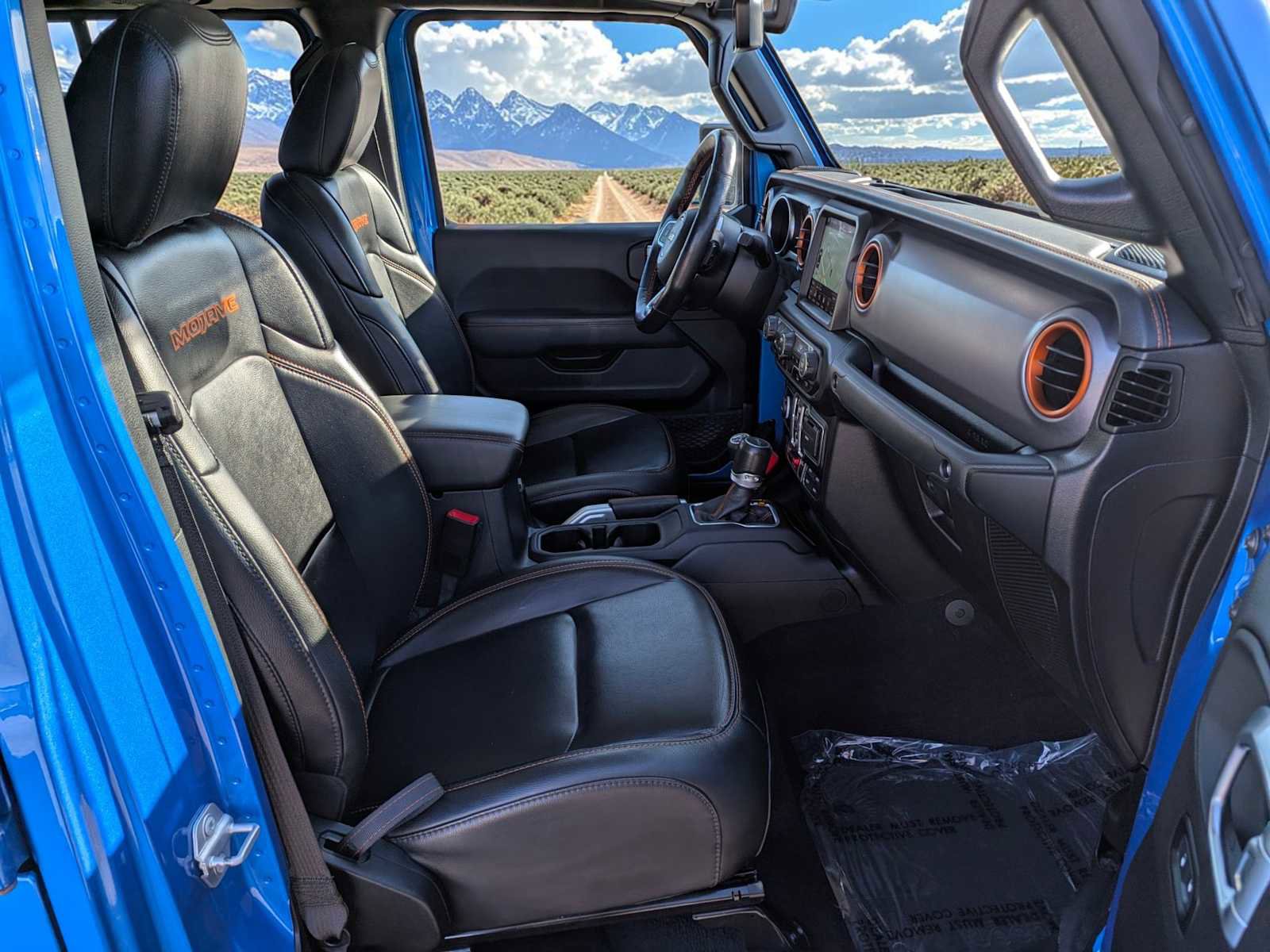 Used 2021 Jeep Gladiator Mojave w/ Uconnect 4C Nav & Sound Group AWD/4WD image 17