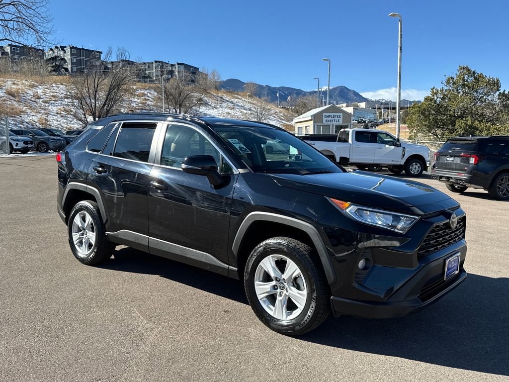 Used 2021 Toyota RAV4 XLE w/ Carpet Mat Package (TMS) AWD/4WD image 10