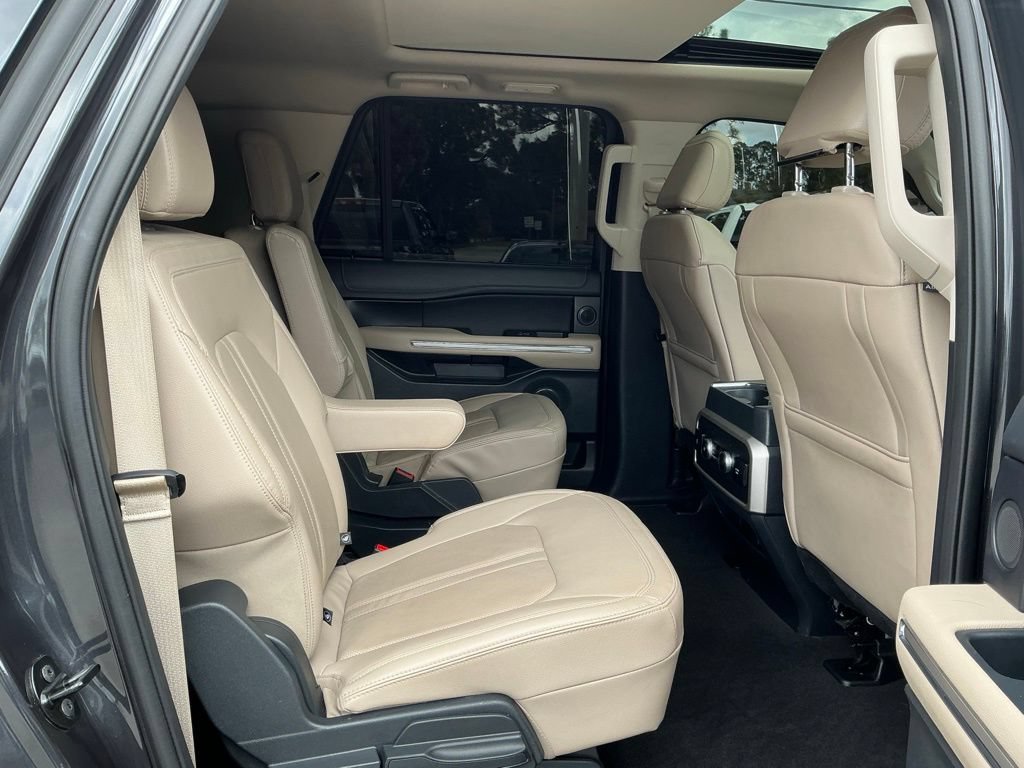 Certified 2024 Ford Expedition Max Limited RWD image 17