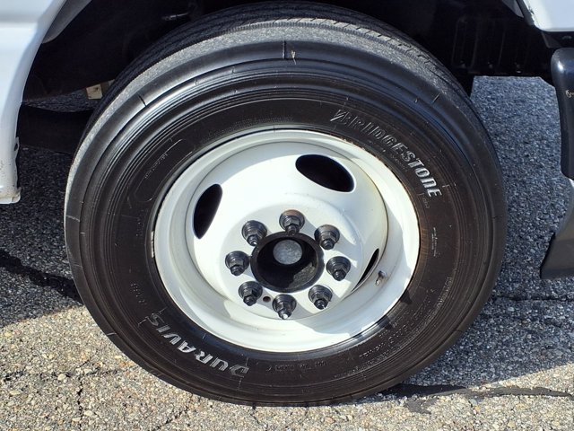 Certified 2022 Ford E-350 and Econoline 350 Super Duty RWD image 35