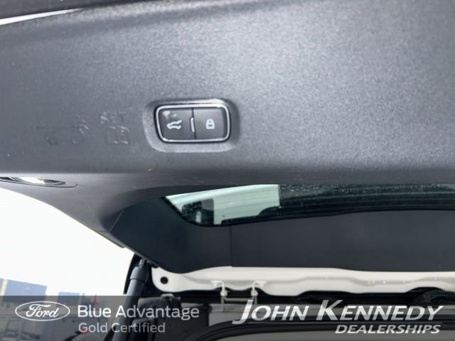 Certified 2025 Ford Expedition Max Platinum w/ Platinum Ultimate Package image 16