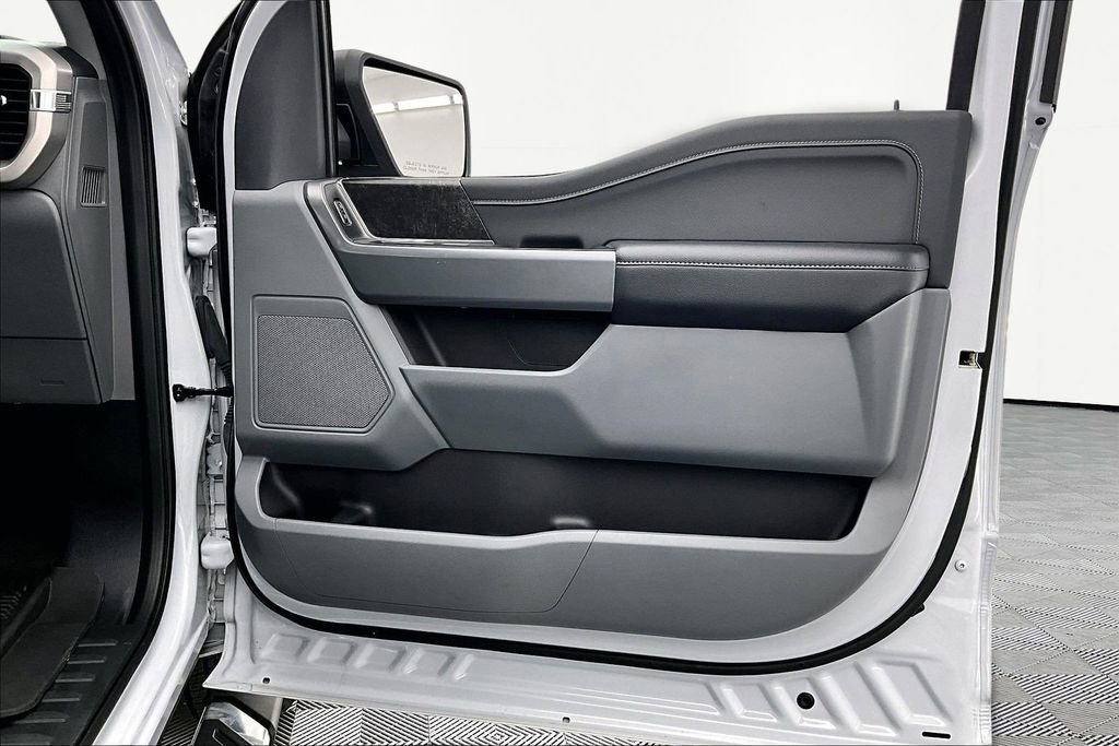 Certified 2022 Ford F150 XLT w/ Equipment Group 302A High image 25