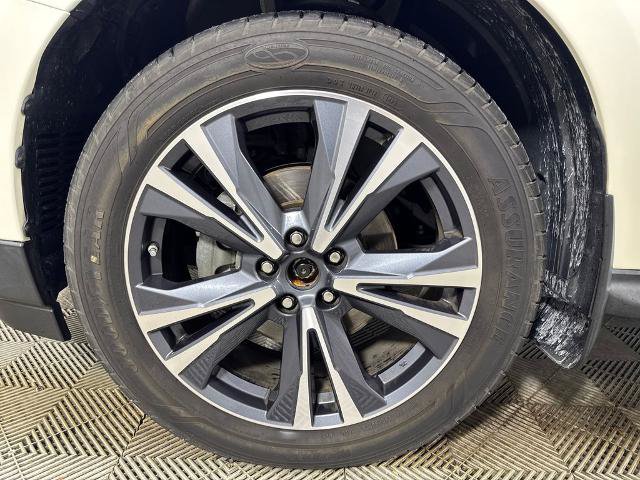 Used 2018 Nissan Pathfinder Platinum FWD image 10