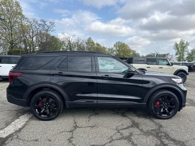 Certified 2023 Ford Explorer ST w/ Equipment Group 401A AWD/4WD image 4