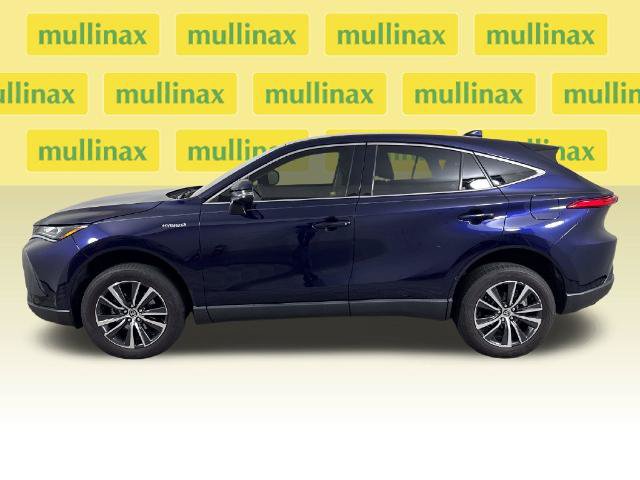 Used 2021 Toyota Venza LE AWD/4WD image 12