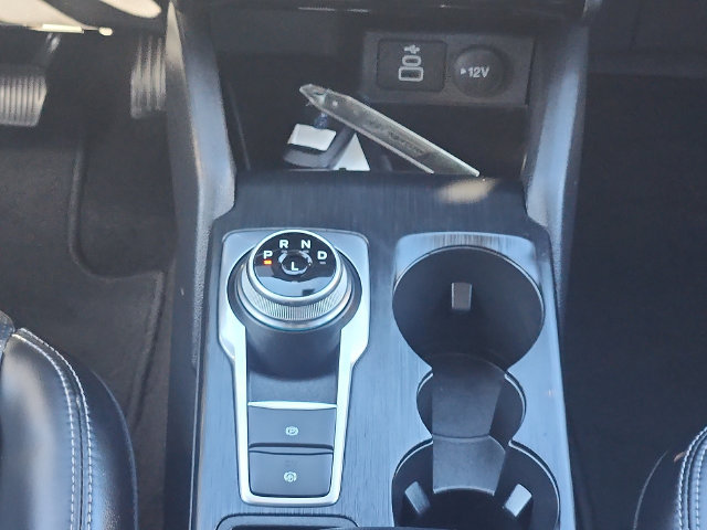 Certified 2025 Ford Escape Platinum AWD/4WD image 18