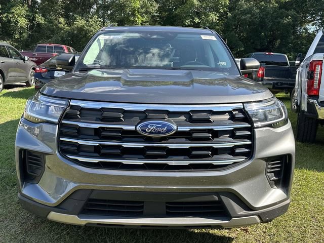 Certified 2025 Ford Explorer Active RWD image 8