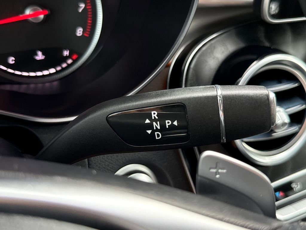 Used 2019 Mercedes-Benz GLC 300 image 24