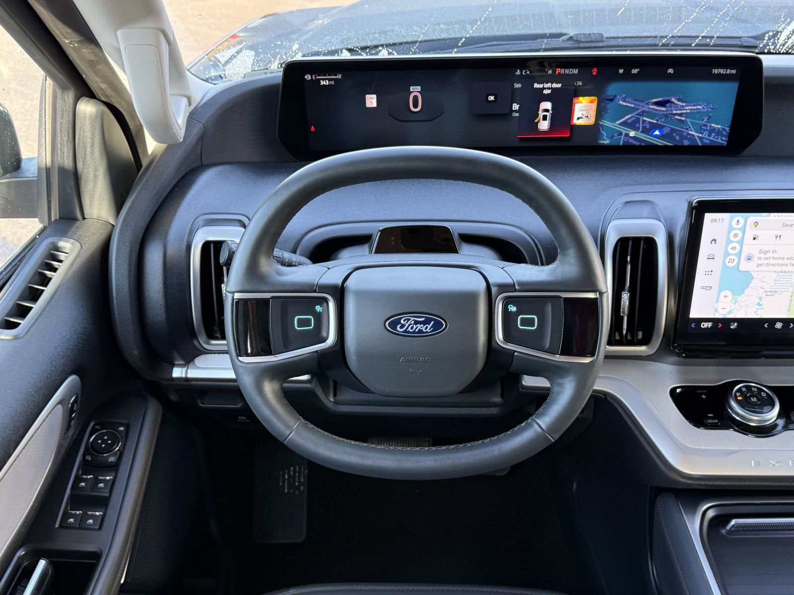 Certified 2025 Ford Expedition Active image 13