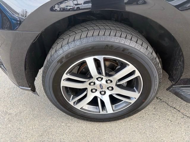 Certified 2024 Ford Expedition Limited image 12