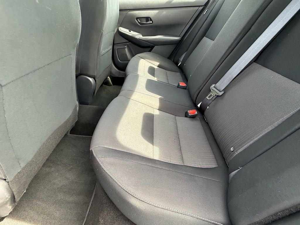 Used 2024 Nissan Sentra SV image 11