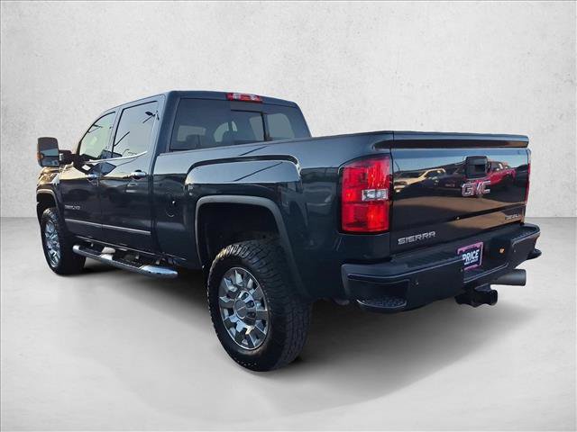 Used 2019 GMC Sierra 2500 Denali w/ Duramax Plus Package AWD/4WD image 7