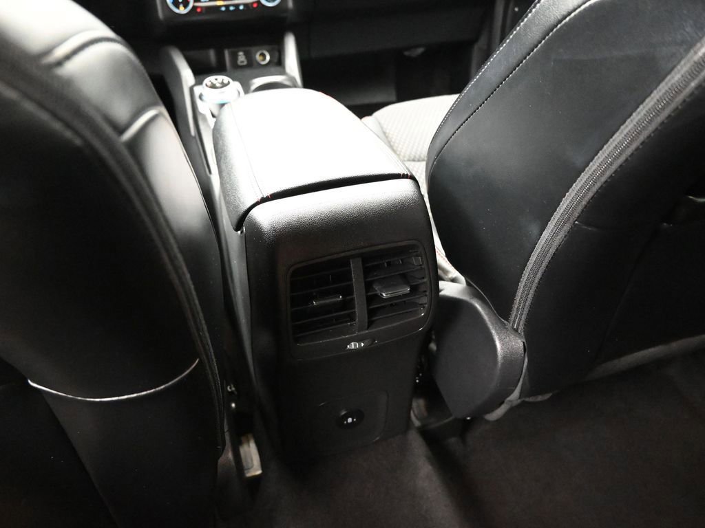 Certified 2025 Ford Escape ST-Line Select image 51