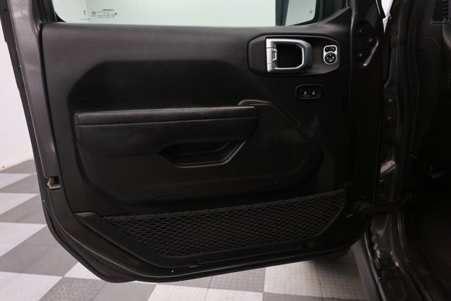 Used 2024 Jeep Wrangler Unlimited Sport AWD/4WD image 19