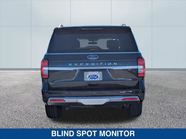 Certified 2023 Ford Expedition XLT image 3