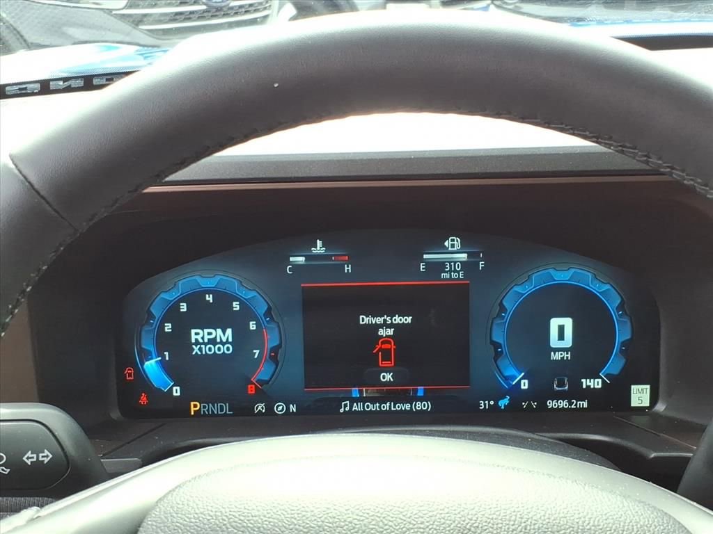 Certified 2025 Ford Bronco Sport Outer Banks w/ Outer Banks Tech Package+ AWD/4WD image 17