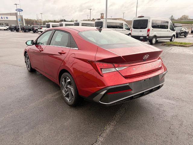 Used 2025 Hyundai Elantra Limited w/ Cargo Package image 3