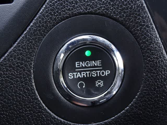 Certified 2018 Ford Explorer XLT w/ Equipment Group 202A FWD image 24