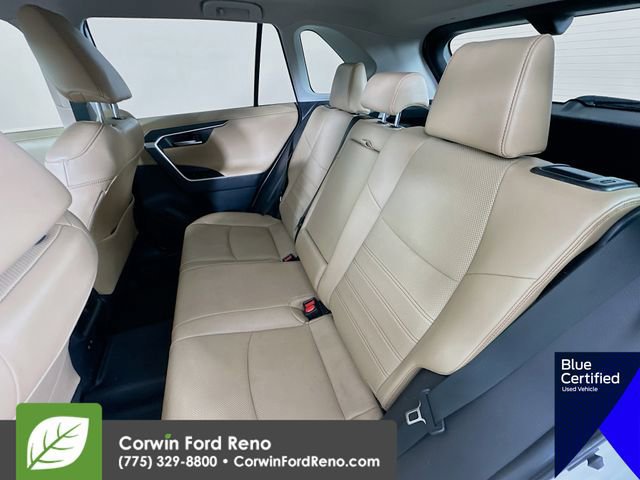Used 2019 Toyota RAV4 Limited w/ Advanced Technology Package AWD/4WD image 29