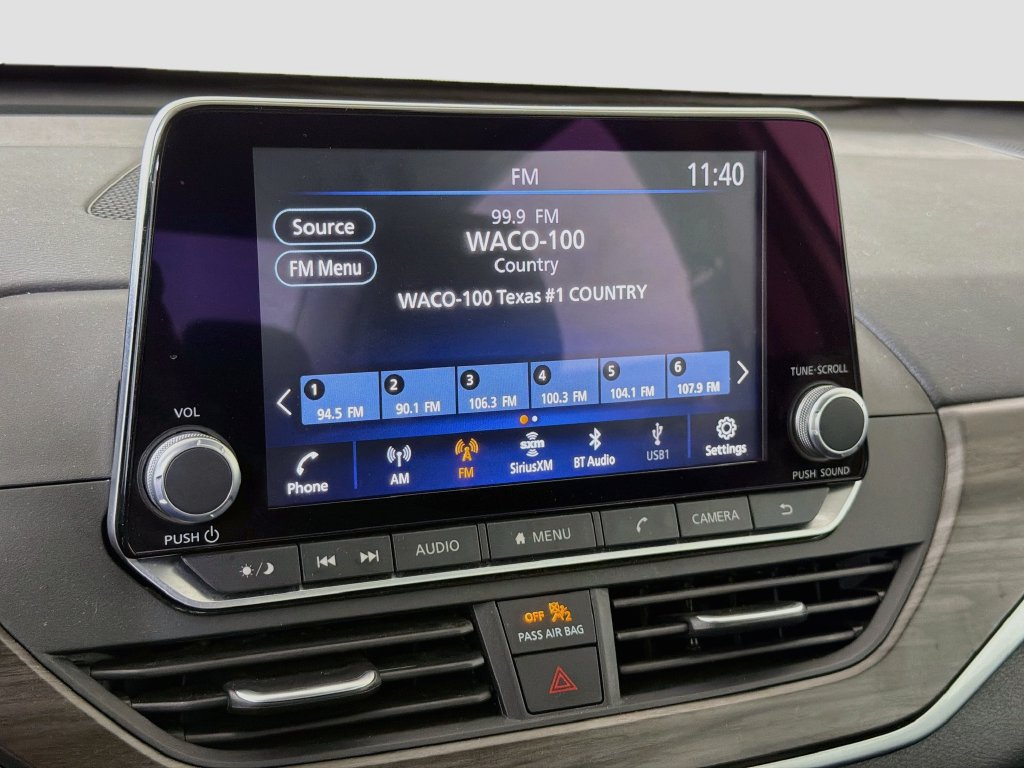 Used 2025 Nissan Altima 2.5 SV FWD image 16
