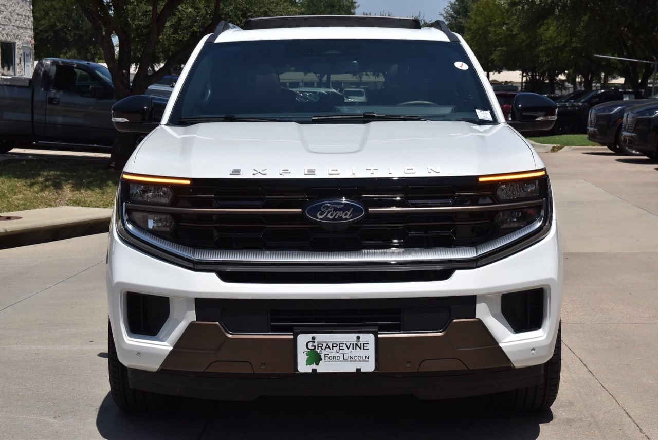 Certified 2026 Ford Expedition King Ranch AWD/4WD image 3