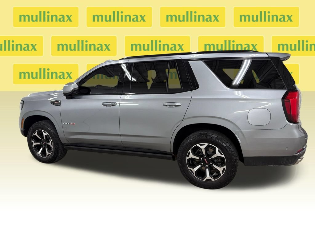 Used 2025 GMC Yukon AT4 w/ AT4 Premium Plus Package AWD/4WD image 13