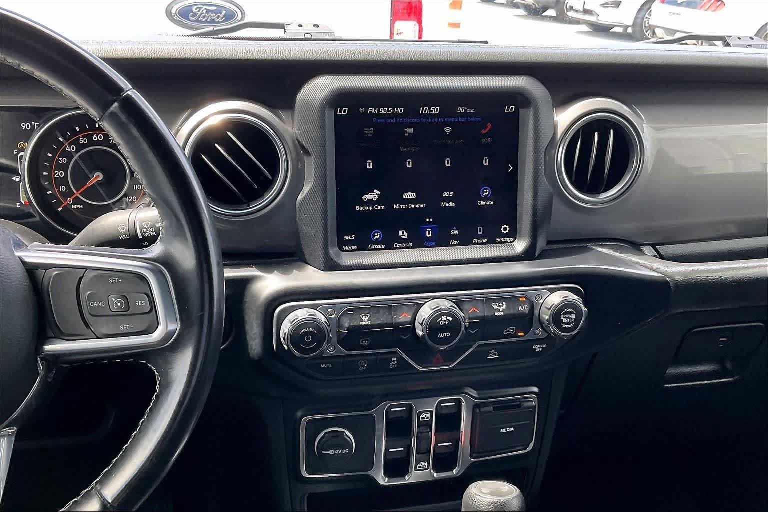 Used 2021 Jeep Wrangler Unlimited Sahara AWD/4WD image 15