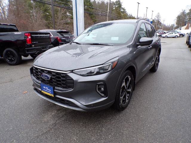 Certified 2023 Ford Escape ST-Line Elite w/ Premium Technology Package AWD/4WD image 3