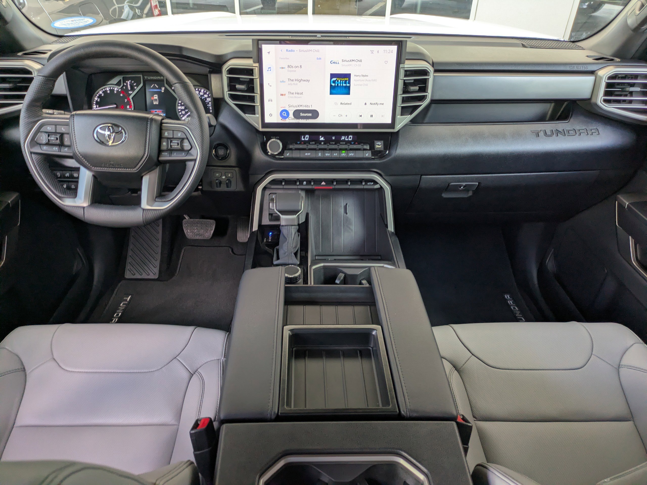 Used 2026 Toyota Tundra SR5 w/ SR5 Premium Package AWD/4WD image 15