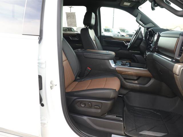 Used 2024 Chevrolet Silverado 2500 High Country w/ Z71 Off-Road Package AWD/4WD image 28