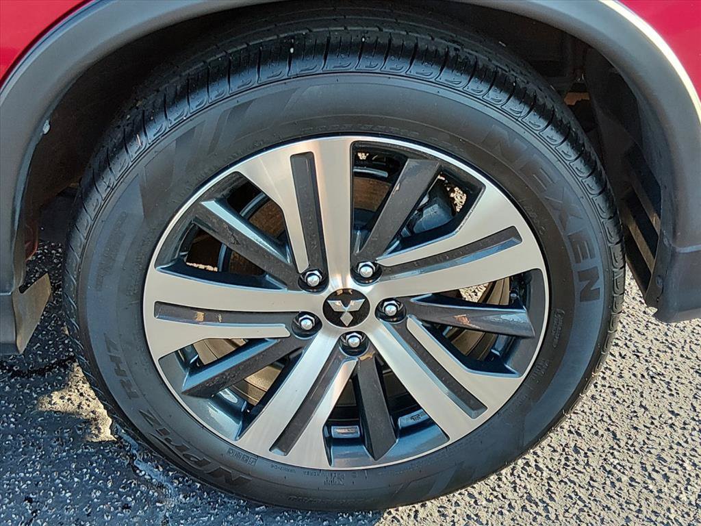 Used 2025 Mitsubishi Outlander Sport SE AWD/4WD image 18