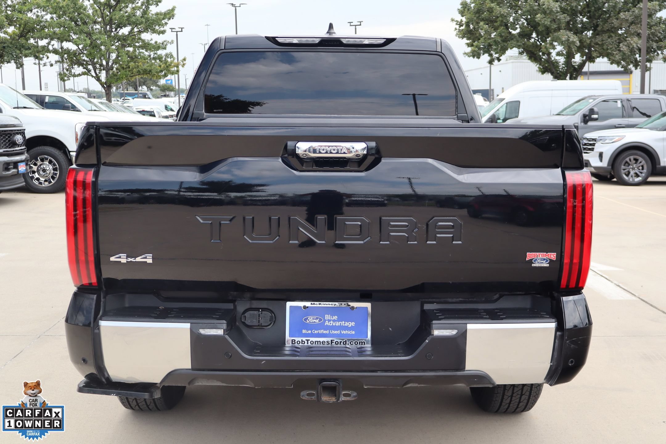 Used 2024 Toyota Tundra Limited w/ Power Package AWD/4WD image 4