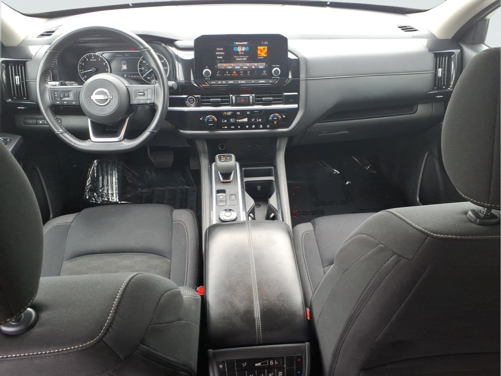 Used 2024 Nissan Pathfinder SV AWD/4WD image 9