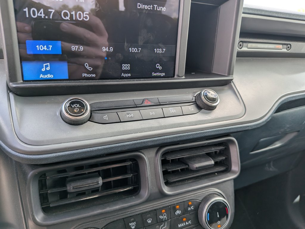 Certified 2024 Ford Maverick XL FWD image 22