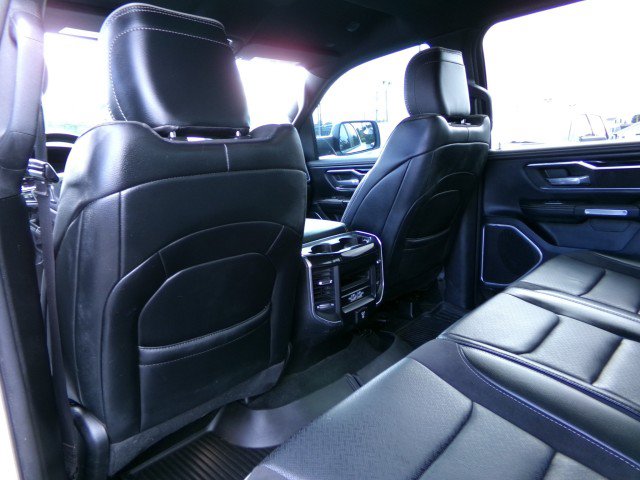 Used 2022 RAM 1500 Laramie w/ Sport Appearance Package AWD/4WD image 16