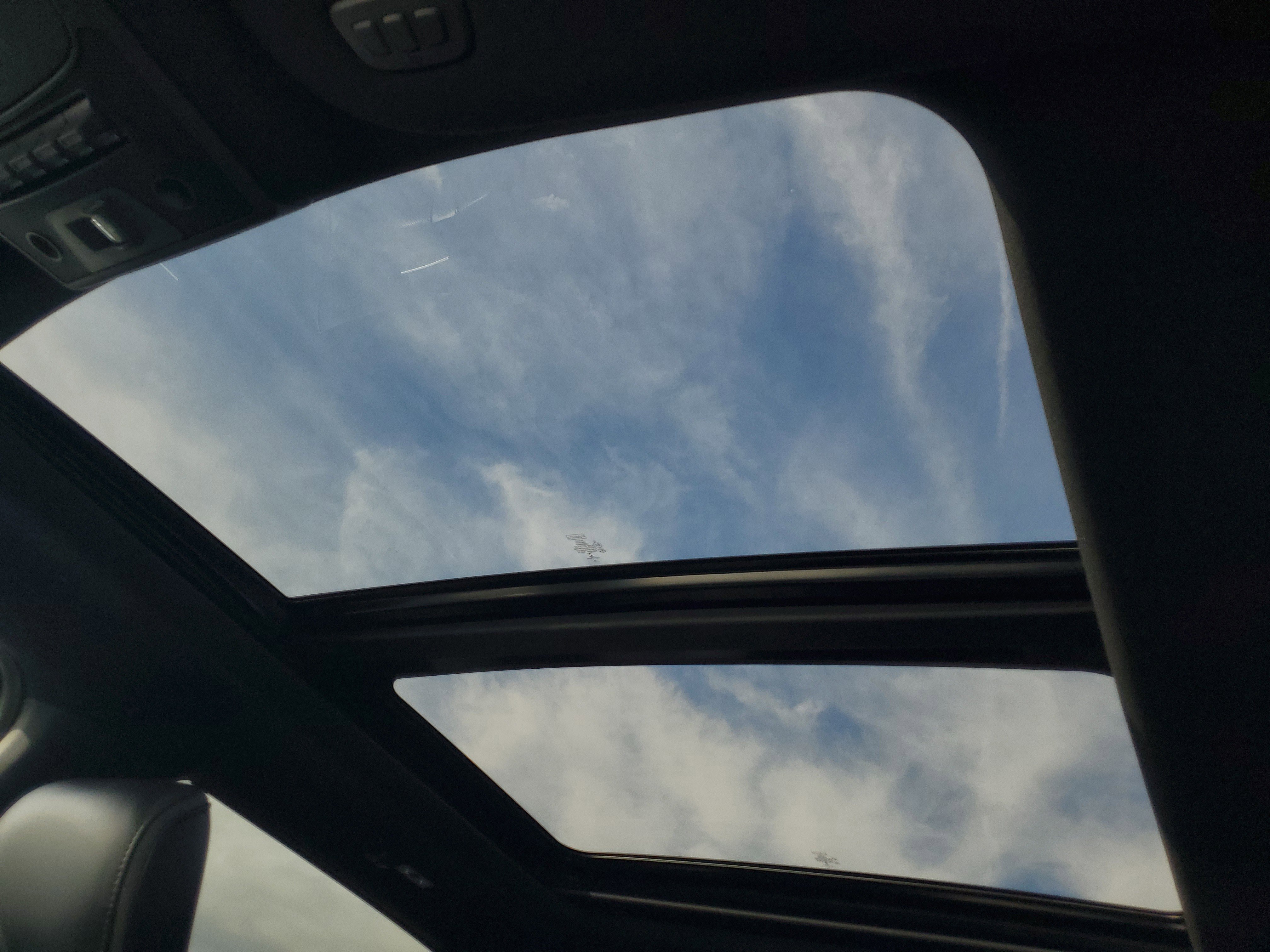 Certified 2021 Ford F250 Platinum w/ FX4 Off-Road Package image 27