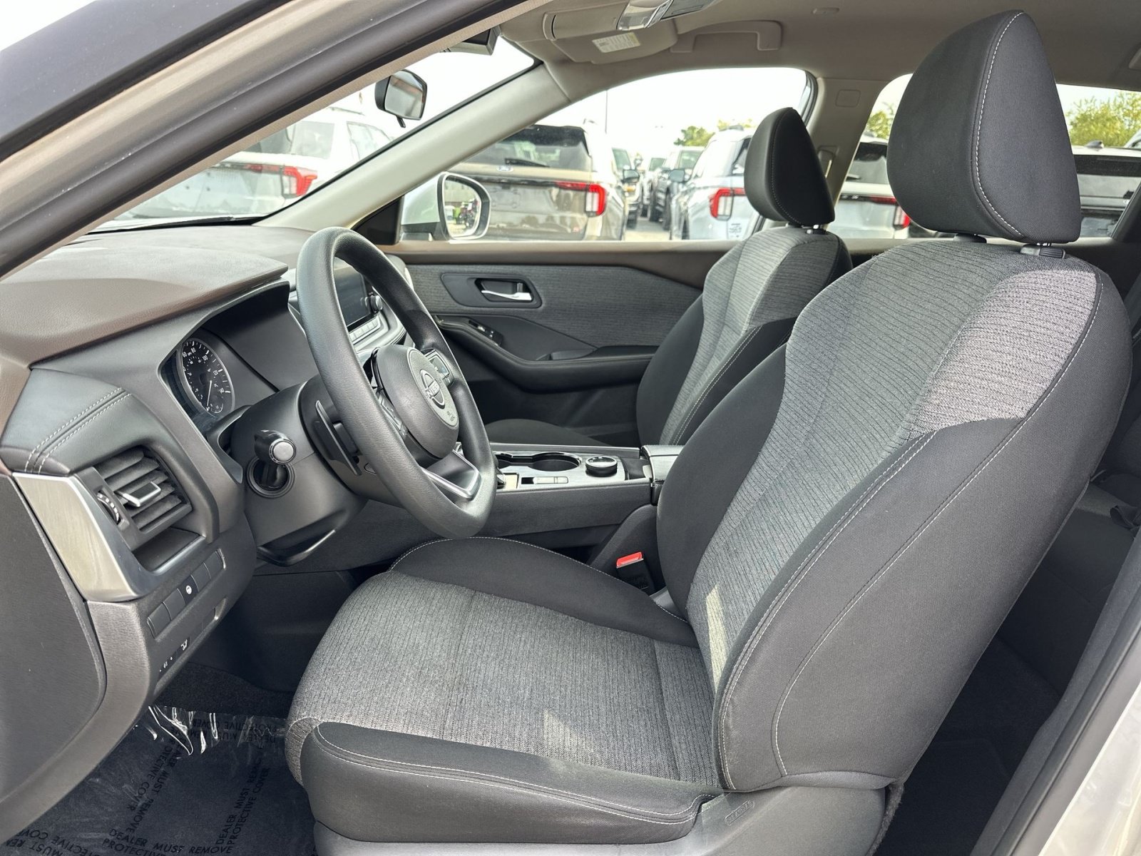 Used 2023 Nissan Rogue SV AWD/4WD image 14