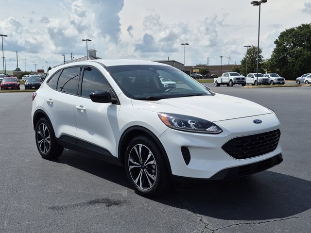 Certified 2022 Ford Escape SE w/ SE Sport Appearance Package FWD image 1