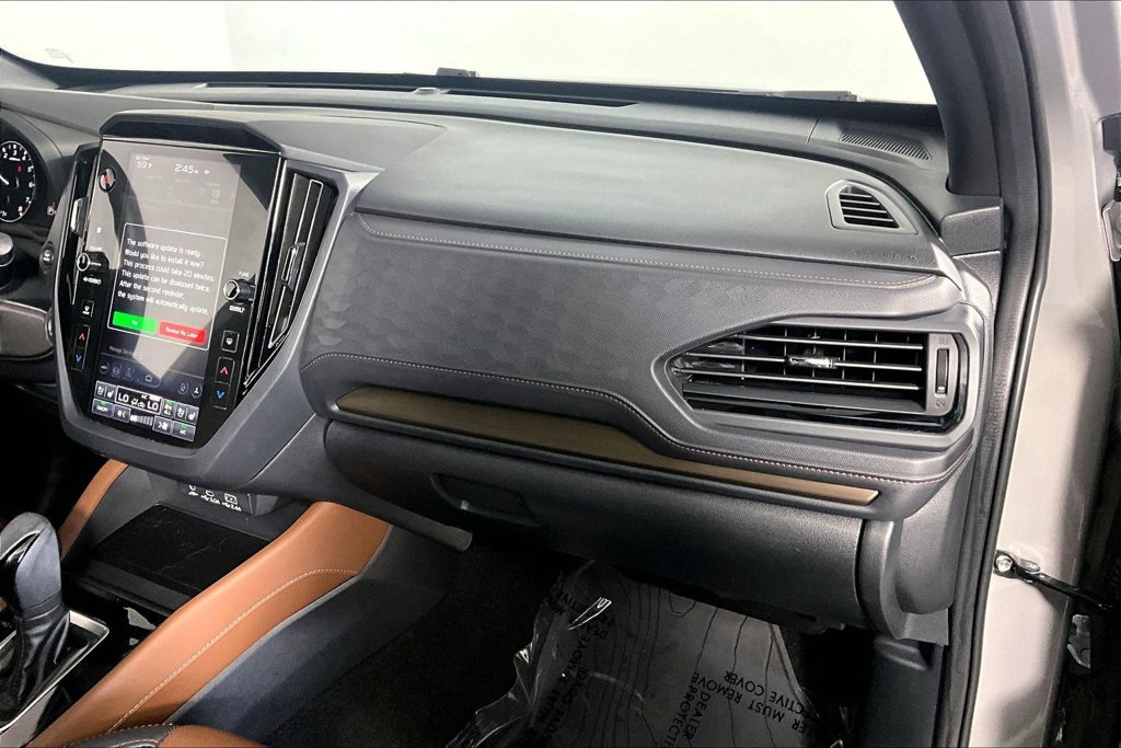 Used 2025 Subaru Forester Touring w/ Popular Package - Touring AWD/4WD image 16